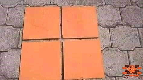 Adobes grandes para arcos en barro rojo