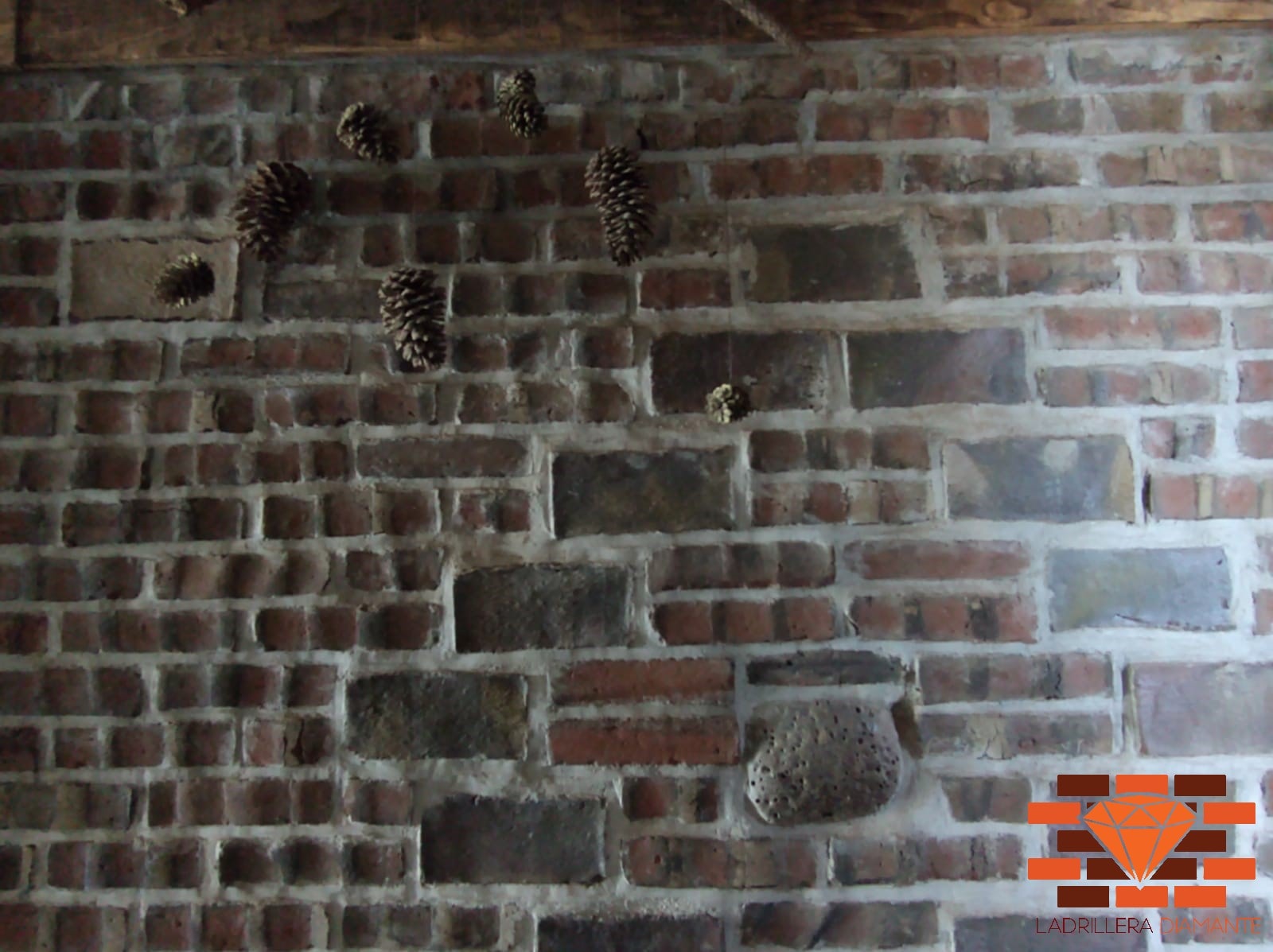 Adobes grandes para arcos en barro rojo